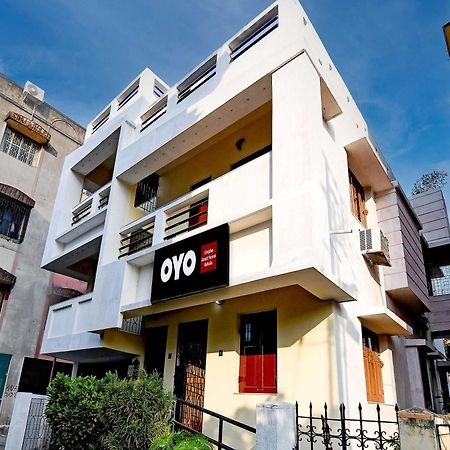Oyo Simplex Guest House Behala Kolkata Luaran gambar