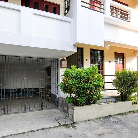 Oyo Simplex Guest House Behala Kolkata Luaran gambar